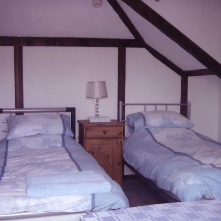 Bluebell Cottage-3